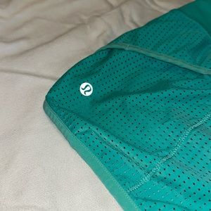Teal Lululemon Speed Up Shorts - size 10